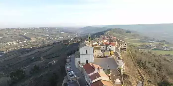 Un'immagine generica segnaposto con angoli arrotondati in una figura.